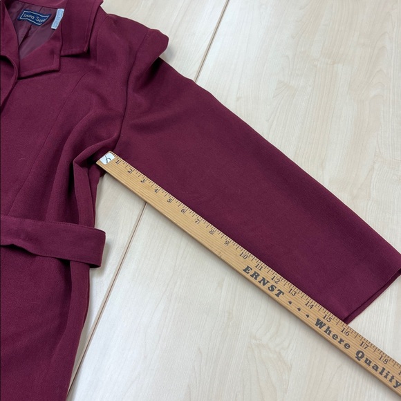 Vintage Laura Scott burgundy tie waist blazer notched collar button close 16 - Picture 7 of 13